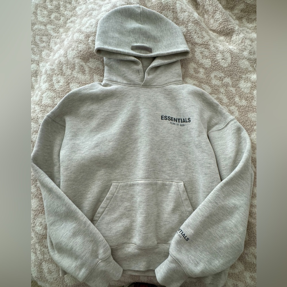 Fear Of God Essentials Hoodie Kids Size 12 FW22 light oatmeal Heather